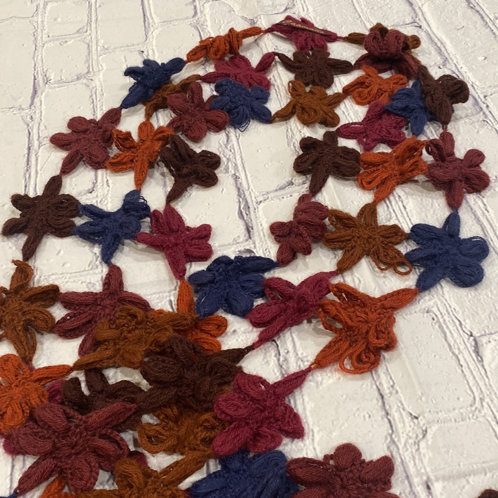 Caamano Rare Knit Floral Rosette Patchwork Scarf